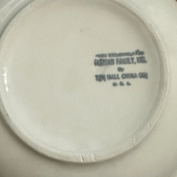 Vintage Hall China Forman Family 2 Quart Casserole Dish With Lid And Server - Picture 2 of 9